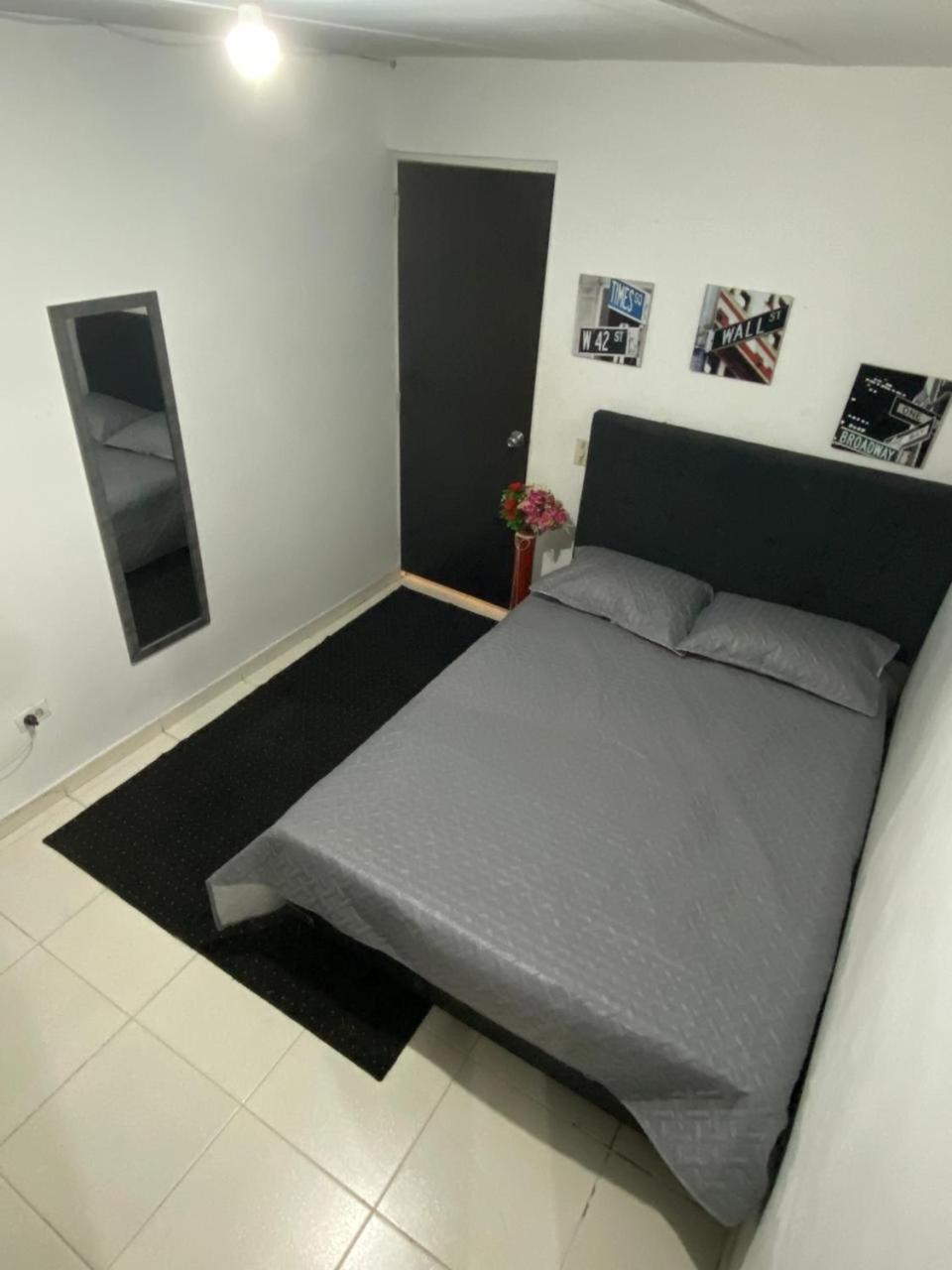 E2 Comodo Y Amplio Apartamento En Laureles Estadio 120 Mts2 Medellín Exteriér fotografie